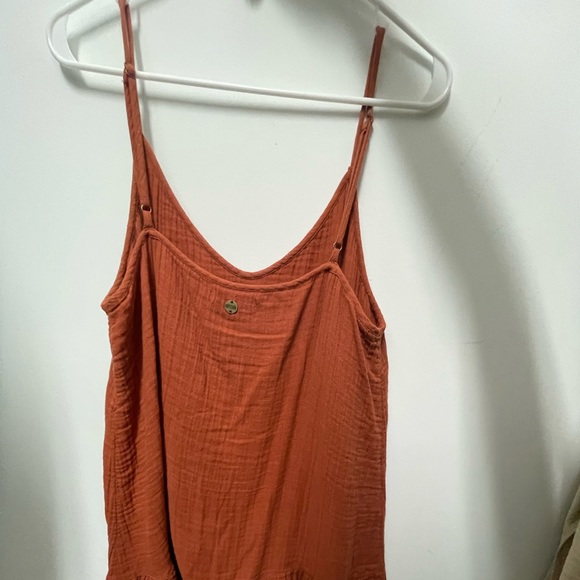 Sundress - Picture 2 of 4